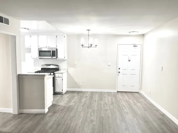 4621-4629 Vista Del Monte Ave., 4621 Vista Del Monte Ave #104, Sherman Oaks, CA 91403