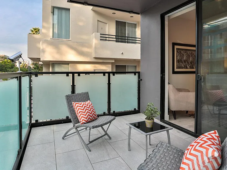 726 N Hudson Ave #Penthouse 1 — Photo 24