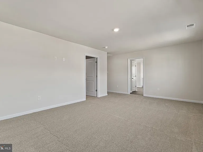 574 Atkinson St — Photo 12