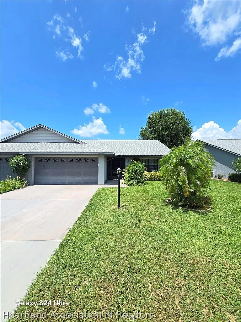 2 bed, 2.0 bath, 1355 sqft, $1,550 — Photo 1