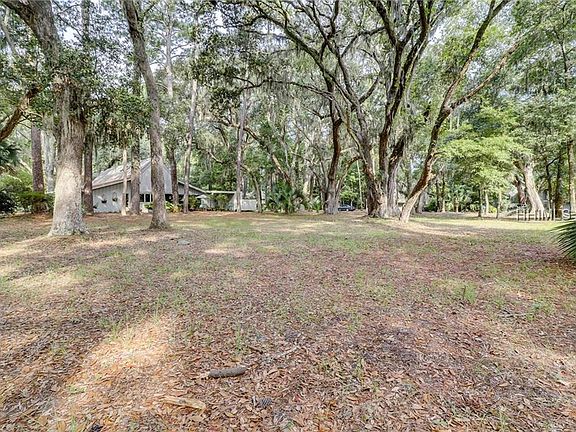 2nd image of 50 Planters Wood Dr