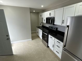 823 Elm St #1, Reading, PA 19605