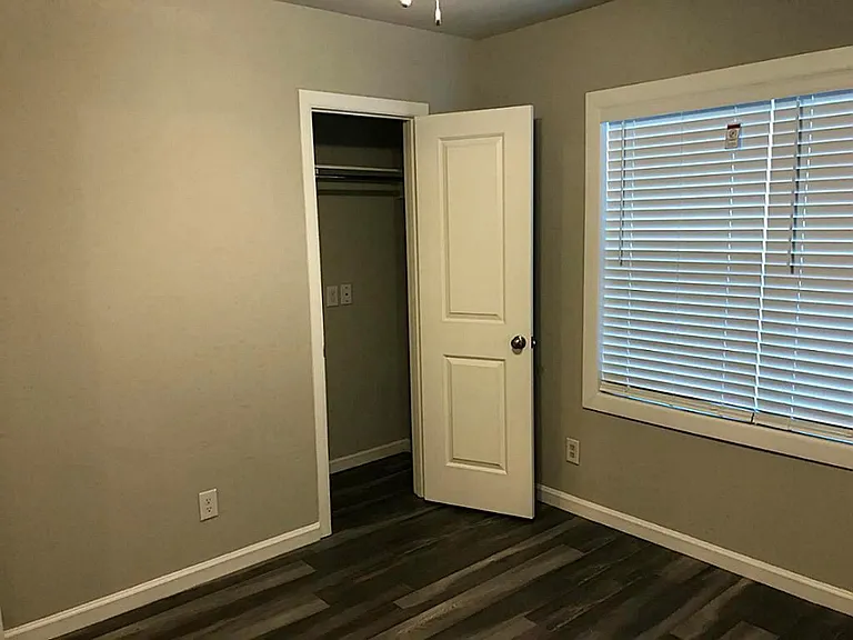 5005 Tierwester St — Photo 10