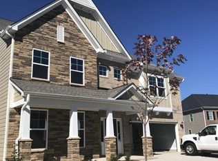 405 Blue Peak Dr, Greer, SC 29650