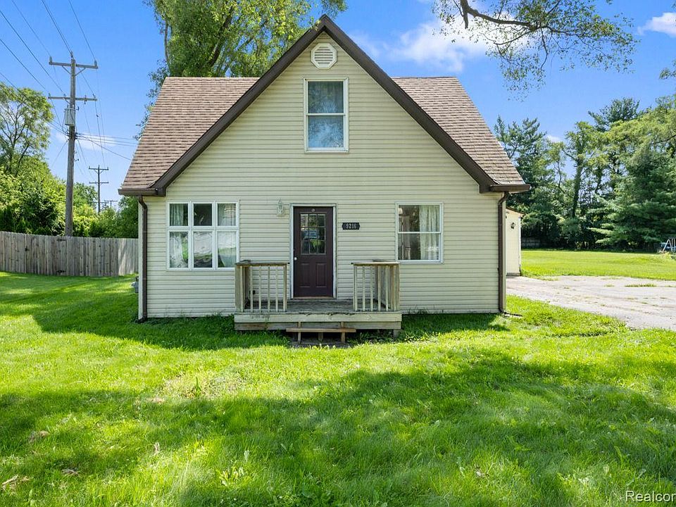 1st image of 9216 Walnut Dr
