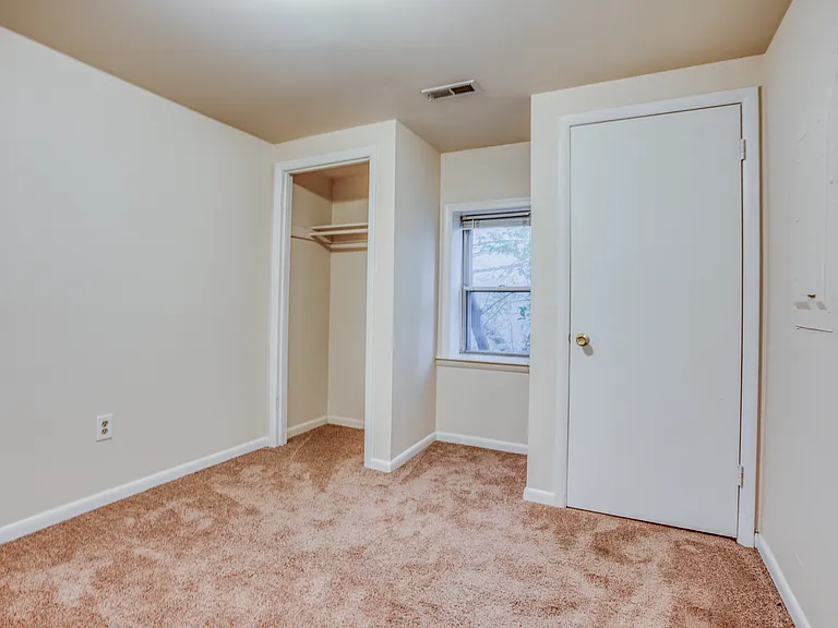 1118 William St #2 — Photo 6