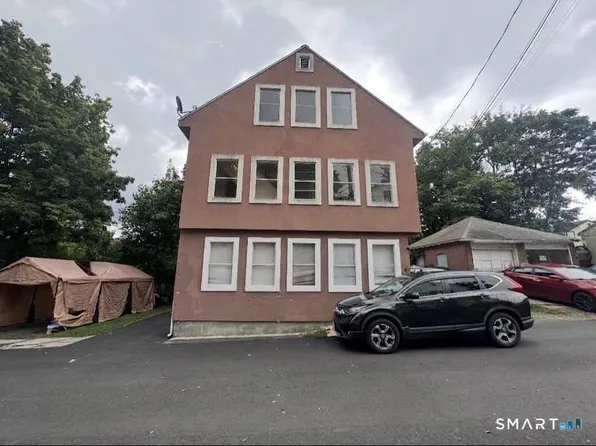 4 Foster Court, Meriden, CT 06451