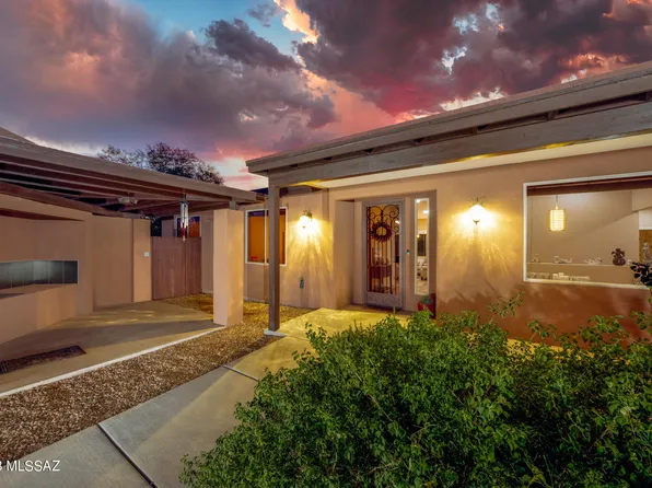 7041 E 2nd St, Tucson, AZ 85710