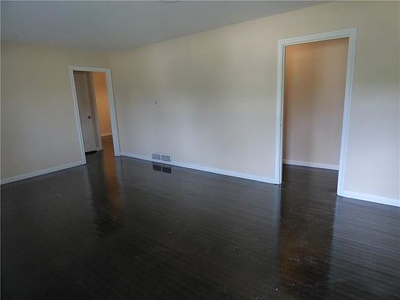 4th image of 1927 Glenhaven St