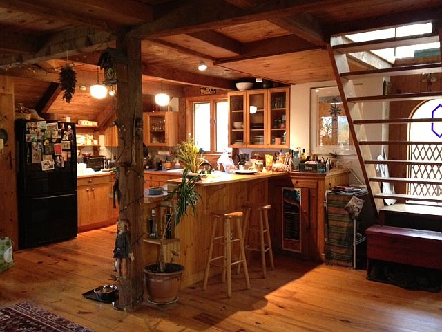 Kitchen from entranceway