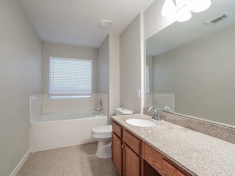 23503 Maple View Dr — Photo 11