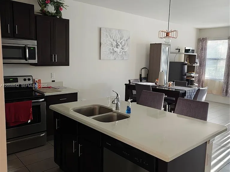 3329 NW 11th Ave #3329 — Photo 5