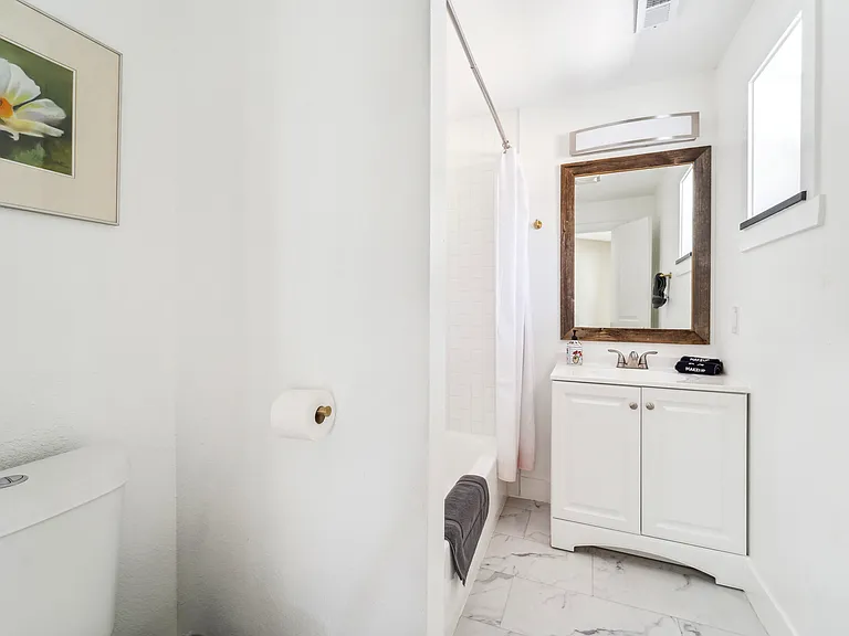 W 63rd Ave — Photo 7