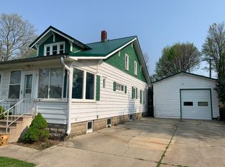 702 E Hatch St, Sturgis, MI 49091
