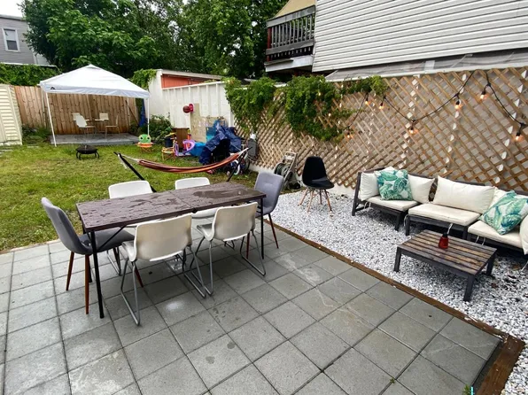 140 Woodward Street image 3 of 16