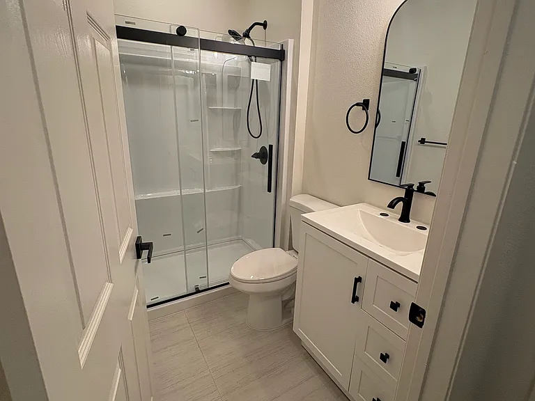 5620 Yolanda Ave #111 — Photo 9