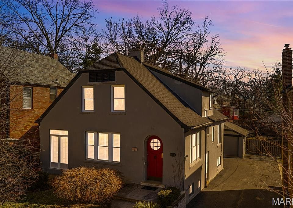 1st image of 448 N Hanley Rd