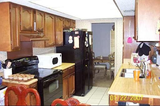3rd image of 8630 BRISTLECONE DR