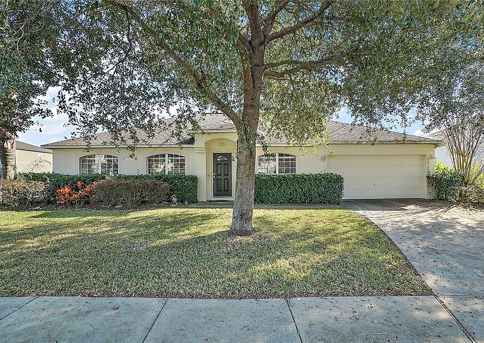 1st image of 15562 Merlin Ave