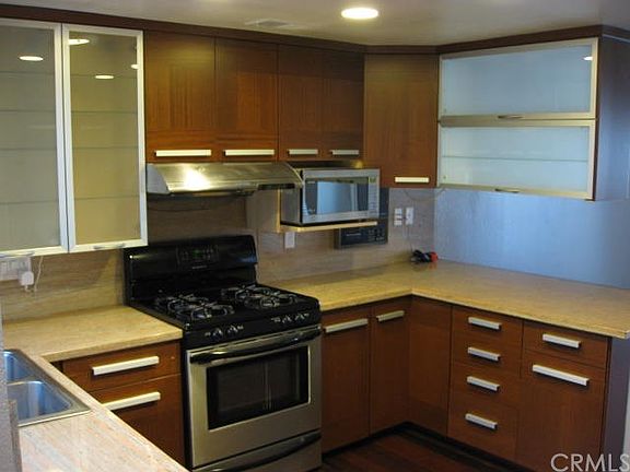 4th image of 2075 Shannon Ct #1