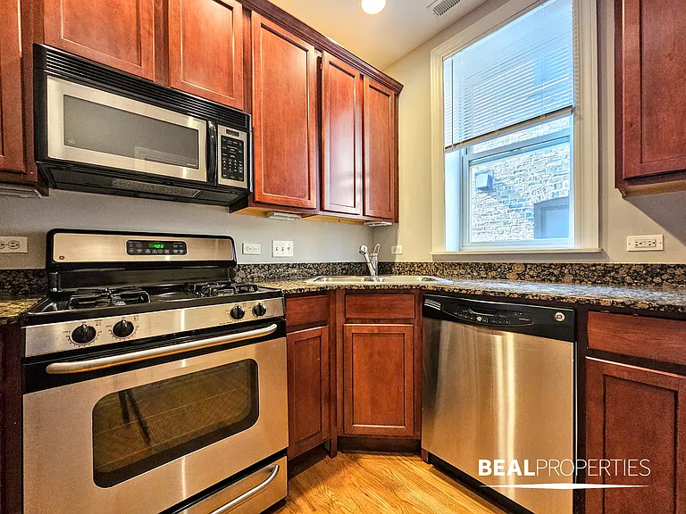 3244-54 N Clifton Ave — Photo 21