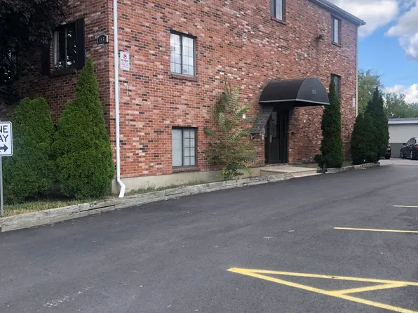 Hancock Second Apartments, 153 W Hancock St #32, Manchester, NH 03102