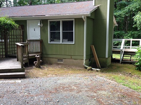 Front of property (photo of sample unit)