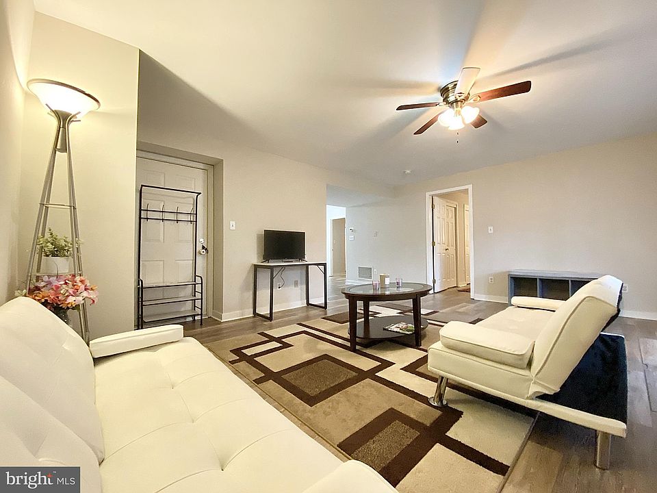 1st image of 8501 Park Ct #8501