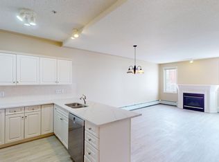 405 Erlton St SW, Calgary, AB T2S2W2