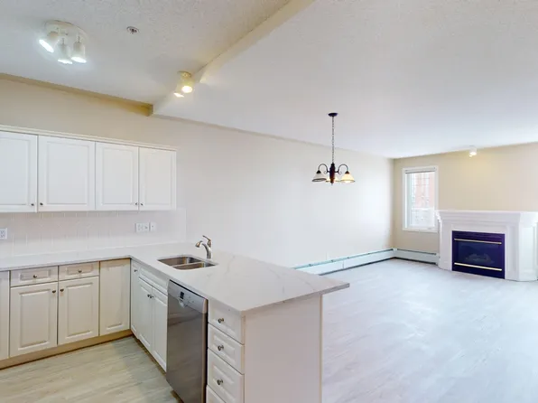 405 Erlton St SW, Calgary, AB T2S 2W2