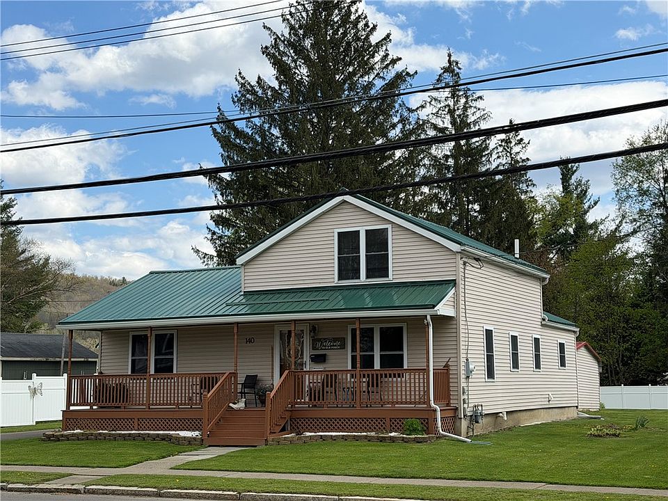 1st image of 140 E Main St