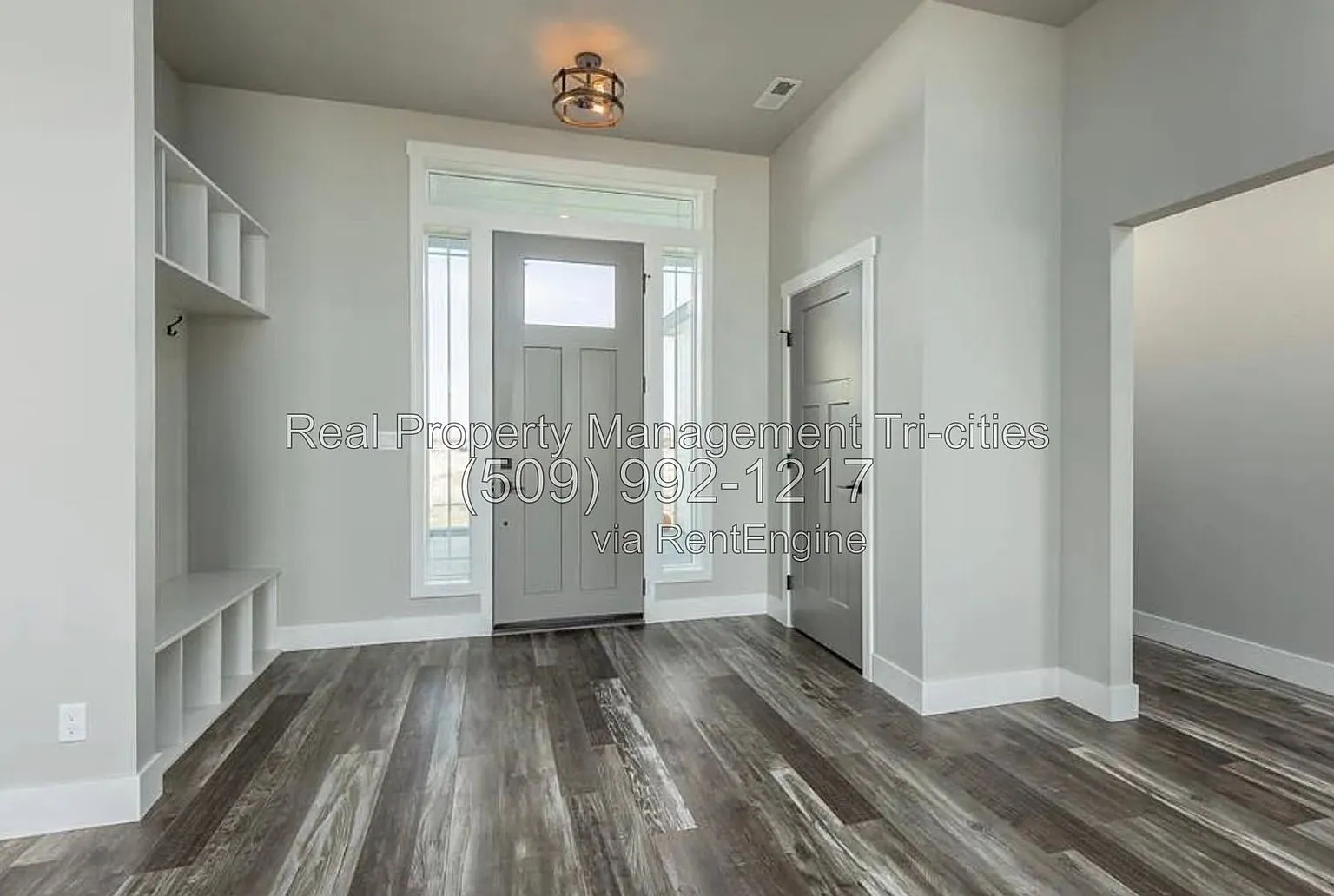 3 bed, 2.0 bath, 2254 sqft, $2,895 — Photo 2