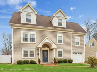 40 Parker Pl, Shrewsbury, NJ