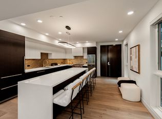 505 S Barrington Ave #108, Los Angeles, CA 90049