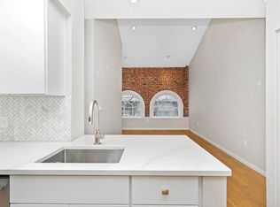 106 13th St APT 227, Charlestown, MA 02129