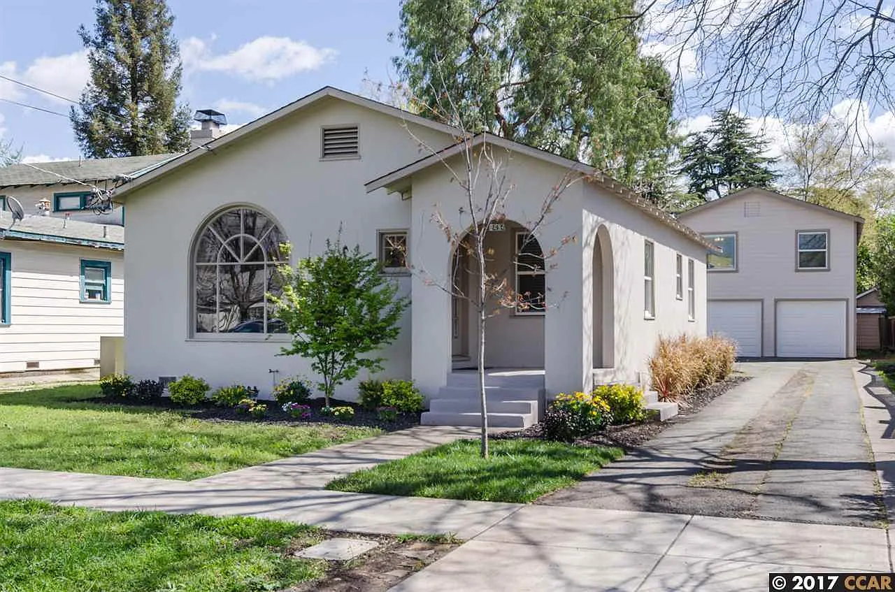 2494 Bonifacio St photo 1