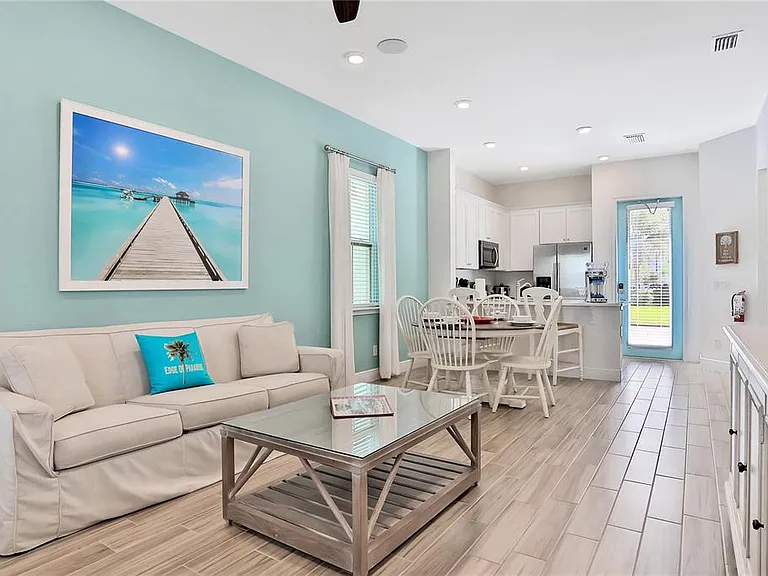 8038 Surf St — Photo 3