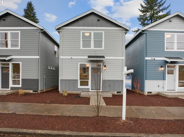 9109 SE Claybourne St, Portland, OR 97266