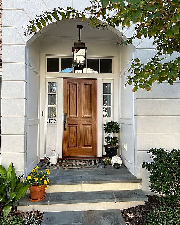 1st image of 377 Dorsey Ln