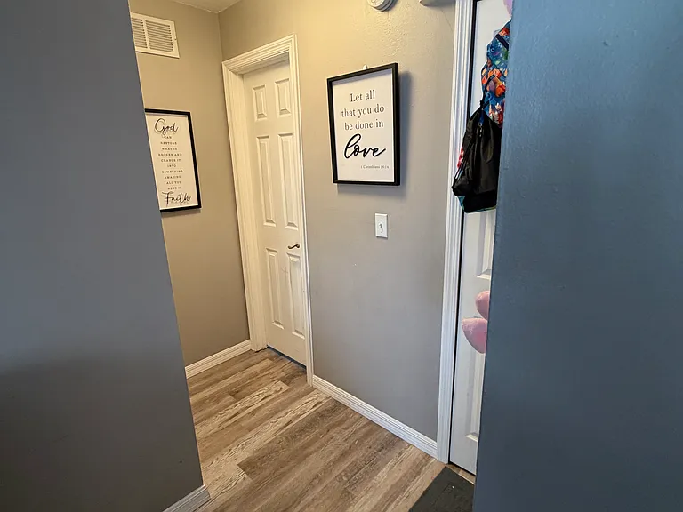 819 Pebblewood Dr — Photo 13