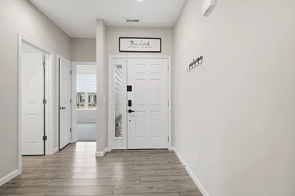 515 Kilkenny Ct — Photo 3