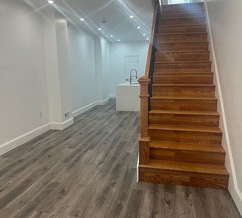 2nd image of 2737 Rayner Ave