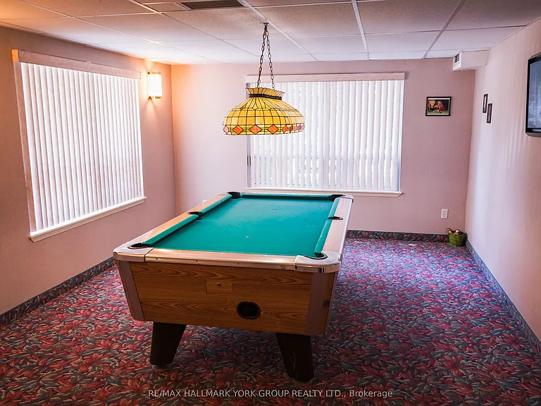 143 Edgehill Dr #405 — Photo 2
