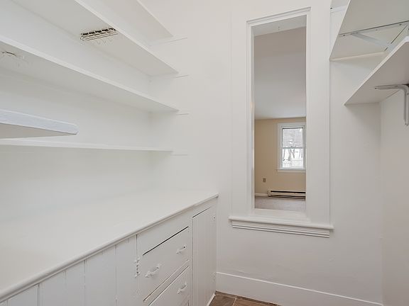 190 Summer St, Plymouth, MA
