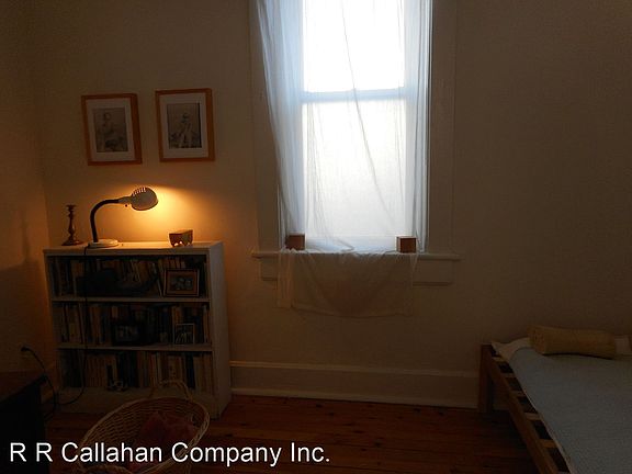 3rd image of 1716 S Morgan St Front 5293824