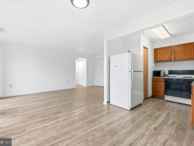 1824 Metzerott Rd #203 — Photo 7
