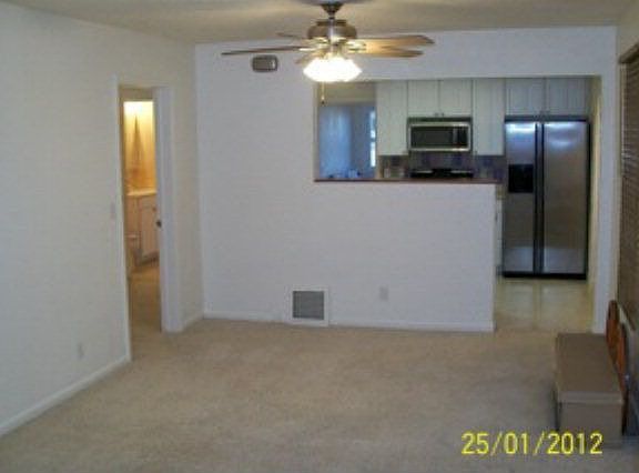 2nd image of 305 E Grant Ave