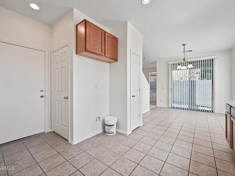 2513 E Flintlock Pl — Photo 9