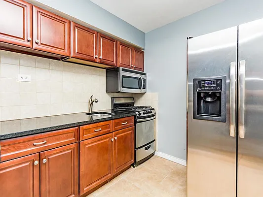 Sold by Re/Max In The City | media 10