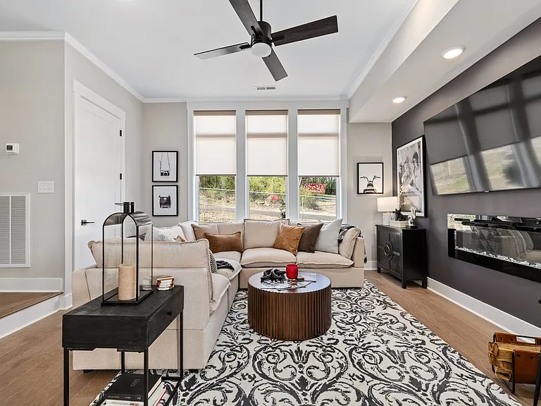 223 Oceola Ave #21 — Photo 16